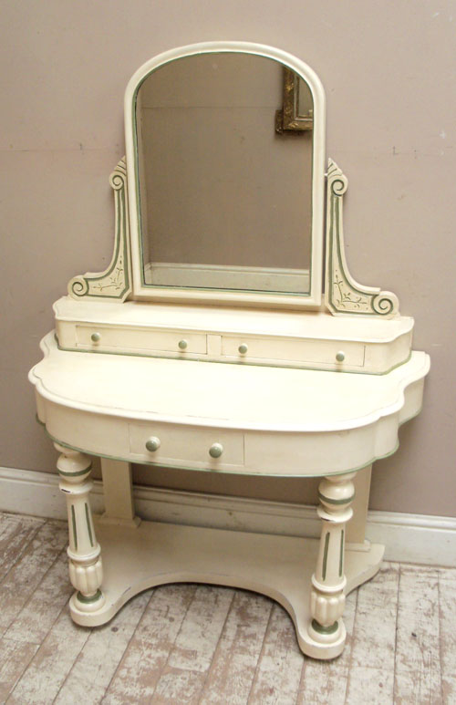 victorian dressing table